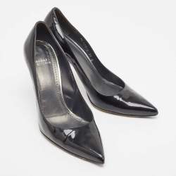 Stuart Weitzman Black Patent Leather Pointed Toe Pumps Size 39.5