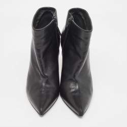 Stuart Weitzman Black Leather Ankle Length Pointed Toe Booties Size 39.5