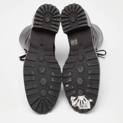 مملوكة مسبقًا Stuart Weitzman Black Leather Sondra Pearl Embellished Ankle Boots Size 40