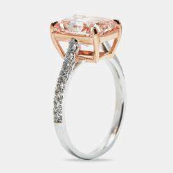 Pre Owned 3.40 cts Pink Radiant and Round Lab Grown Diamond 18k Two Tone Gold Ring Size 52