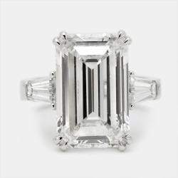 Pre Owned 10.50 cts Emerald Cut and Tapper Lab Grown Diamond 18k White Gold Ring Size 51