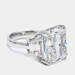 Pre Owned 22.00 cts Cushion Cut and Trapezoid Lab Grown Diamond 18k White Gold Ring Size 54