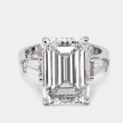 Pre Owned 10.00 cts Emerald Cut and Trapezoid Lab Grown Diamond 18k White Gold Ring Size 51