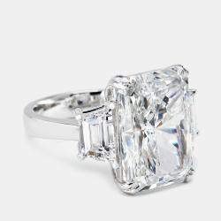 Pre Owned 17.00 cts Radiant and Trapezoid 18k White Gold Lab Grown Diamonds Ring Size 53