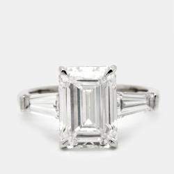 Pre Owned 6.1 cts Emerald Cut Lab Grown Diamond 18k White Gold Ring Size 52