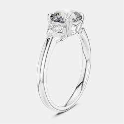 Pre Owned 2.00 cts Cushion & Triangle Cut 18k White Gold Lab Grown Diamond Ring Size 53