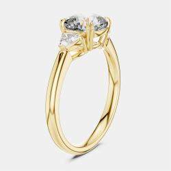 Pre Owned 2.00 cts Cushion & Triangle Cut 18k Yellow Gold Lab Grown Diamond Ring Size 53