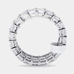 مملوكة مسبقًا 6.5 cts Emerald Cut Lab Grown Diamond 18k White Gold Eternity Ring Size 52
