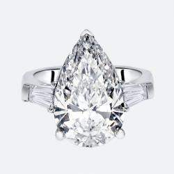 Pre Owned 8 cts Pear Trapezoid Lab Grown Diamond 18k White Gold Ring Size 53