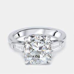 Pre Owned 5.5 cts Cushion, Trapezoid Lab Grown Diamonds 18k White Gold Ring Size 53