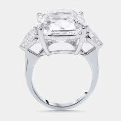 مملوكة مسبقًا خاتم ألماس مصنع في المختبر بوزن 17 قيراط بقصة وسادة وقلب من الذهب الأبيض عيار 18 بمقاس 51.5