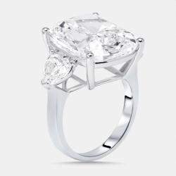 مملوكة مسبقًا خاتم ألماس مصنع في المختبر بوزن 17 قيراط بقصة وسادة وقلب من الذهب الأبيض عيار 18 بمقاس 51.5