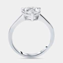 Pre Owned خاتم ألماس على شكل قلب مصنع في المختبر بوزن 2.06 قيراط من الذهب الأبيض عيار 18 بمقاس 54