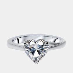 Pre Owned خاتم ألماس على شكل قلب مصنع في المختبر بوزن 2.06 قيراط من الذهب الأبيض عيار 18 بمقاس 54