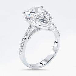 مملوكة مسبقًا 4.5 cts Pear, Round Lab Grown Diamonds 18k White Gold Ring Size 52