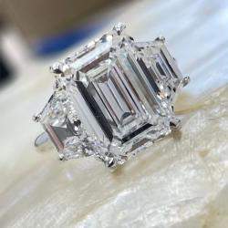 Pre Owned 6.80 cts Lab Grown Emerald Diamond 14k White Gold Wedding Ring Size 52