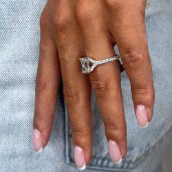 Pre Owned 2.4 cts Lab Grown Emerald Diamond 14k White Gold Engagement Ring Size 52