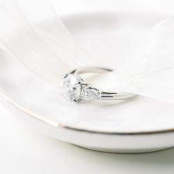 مملوكة مسبقًا 2.85 cts Round Lab Grown Diamond 14k White Gold Ring Size 7