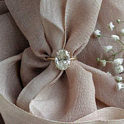 Pre Owned 3 cts Oval Lab Grown Diamond Wedding Ring 14k Multi Tone Size 7