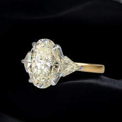 Pre Owned خاتم زفاف من الماس المصنع في المختبر بقصة بيضاوية بوزن 5.9 قيراط من الذهب متعدد الألوان عيار 14.