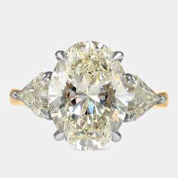 Pre Owned خاتم زفاف من الماس المصنع في المختبر بقصة بيضاوية بوزن 5.9 قيراط من الذهب متعدد الألوان عيار 14.