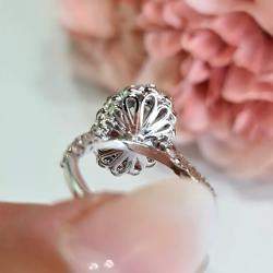 Pre Owned 4.38 cts Oval Lab Grown Diamond 14k White Gold Engagement Ring Size 52