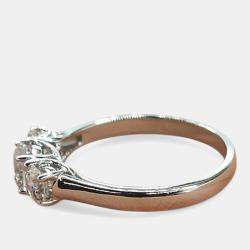 مملوكة مسبقًا 2.00 cts Round Lab Grown 18k White Gold Three Stone Diamond Ring Size 52 