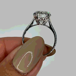 Pre Owned خاتم ألماس مُصنَّع بوزن 3 قيراط بقطع دائري من الذهب الأبيض عيار 18 بمقاس 5.