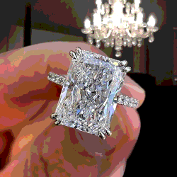 Pre Owned 5.00 cts Radiant Lab Grown Diamond 18k White Gold Ring Size 52