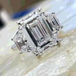 Pre Owned 6.80 cts Lab Grown Emerald Diamond 18k White Gold Wedding Ring Size 52