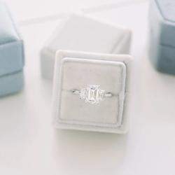 Pre Owned 3 cts Lab Grown Emerald Diamond 18k White Gold Wedding Ring Size 52