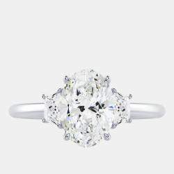 Pre Owned خاتم ألماس مختبر بوزن 2 قيراط قطع بيضاوي من الذهب الأبيض عيار 18 بمقاس 52.