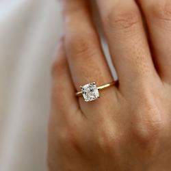 Pre Owned 1.5 cts Cushion Lab Grown Diamond 18k Yellow Gold Wedding Ring Size 52