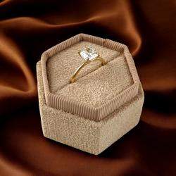 Pre Owned 1.5 cts Cushion Lab Grown Diamond 18k Yellow Gold Wedding Ring Size 52