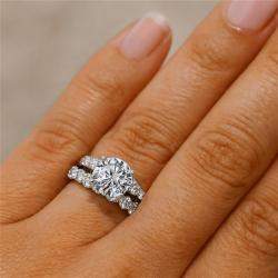 Pre Owned 1.9 cts Round Lab Grown Diamond 18k White Gold Ring Set Size 8