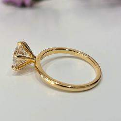 Pre Owned 1.71 cts Round Lab Grown Diamond 18k Yellow Gold Rings Set