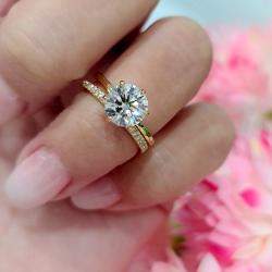 Pre Owned 1.71 cts Round Lab Grown Diamond 18k Yellow Gold Rings Set