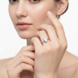 مملوكة مسبقًا 1.7 cts Heart Lab Grown Diamonds 18k White Gold Ring Size 52