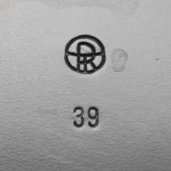 مملوكة مسبقًا The Row Swan Size 39 White/Black Canvas Thong Flats