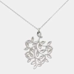 Pre Owned Tiffany & Co. Paloma Picasso Olive Leaf Sterling Silver Pendant Necklace