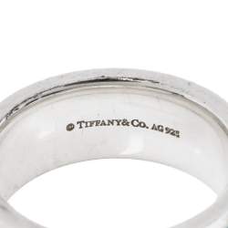 Pre Owned Tiffany & Co. Return to Tiffany Enamel Love Heart Silver Ring Size 56