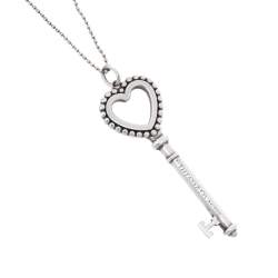 Pre Owned Tiffany & Co. Tiffany Keys Beaded Heart Key Silver Pendant Necklace