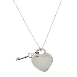 Pre Owned Tiffany & Co. Return To Tiffany Sterling Silver Medium Heart with Key Pendant Necklace