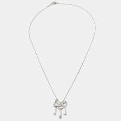 Pre Owned قلادة تيفاني & كو. تيفاني كيز ثلاثة دلايات مفاتيح فضة إسترلينية