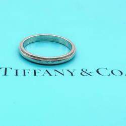 مملوكة مسبقًا Tiffany & Co. Platinum Together Milgrain Band Ring 61