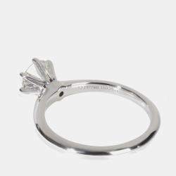 مملوكة مسبقًا Tiffany & Co. 0.91 ctw Platinum and Diamond Engagement Ring EU 55