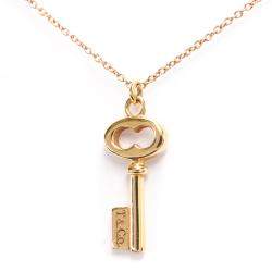 مملوكة مسبقًا Tiffany & Co. Vintage Oval Key 18K Rose Gold Necklace 