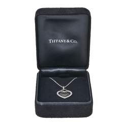 Pre Owned Tiffany & Co. Please Return to Tiffany Diamond 18k White Gold Heart Tag Pendant Necklace