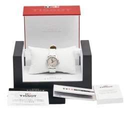 Pre Owned Tissot Mother Of Pearl Stainless Steel Leather Class Dream T033.210.16.111.00 Women's Wristwatch 28 mm