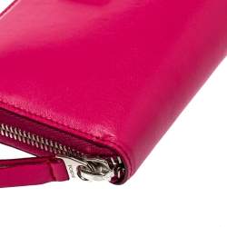 Pre Owned Tod's Pink Leather Double T Zip Around Continental Wallet